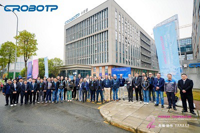 Hội nghị đối tác nước ngoài lần thứ hai của CRP ROBOT được tổ chức hoành tráng, vạch ra hành trìn...